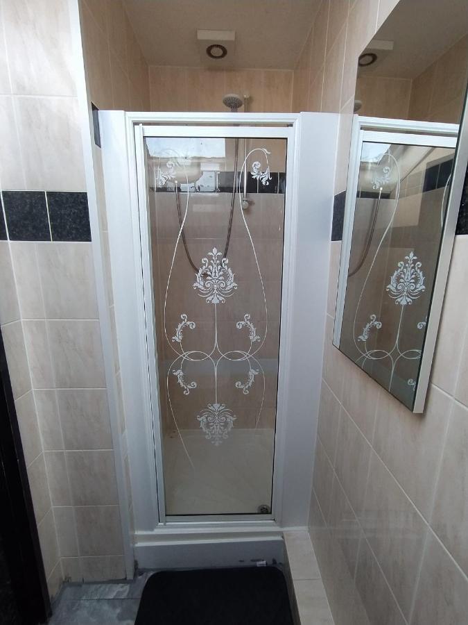 Black Ocean Holiday Apartments Blackpool Bagian luar foto