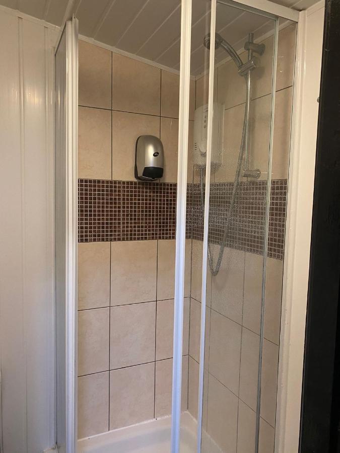 Black Ocean Holiday Apartments Blackpool Bagian luar foto