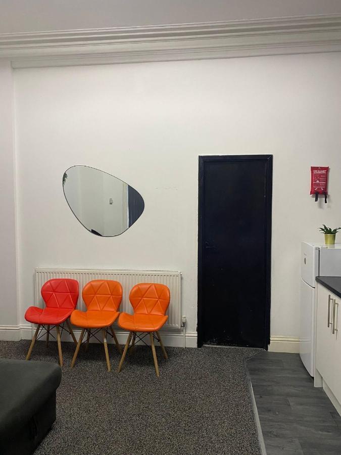 Black Ocean Holiday Apartments Blackpool Bagian luar foto
