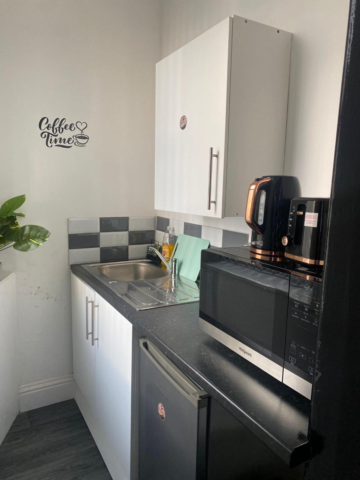 Black Ocean Holiday Apartments Blackpool Bagian luar foto